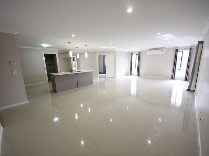 7 Bonnet Parade, Mango Hill QLD 4509