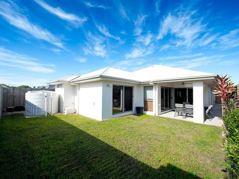 6 Troon Street, North Lakes QLD 4509