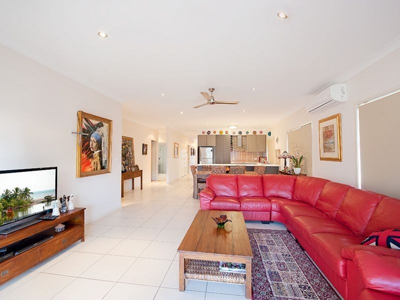 12 Planigale Crescent, North Lakes QLD 4509