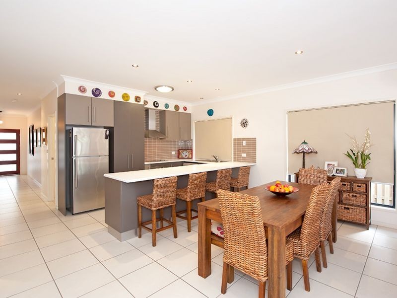 12 Planigale Crescent, North Lakes QLD 4509