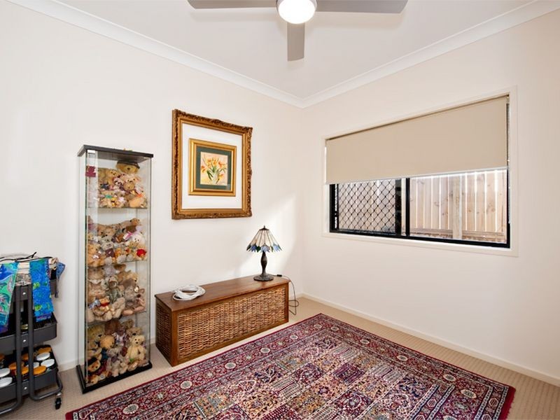 12 Planigale Crescent, North Lakes QLD 4509