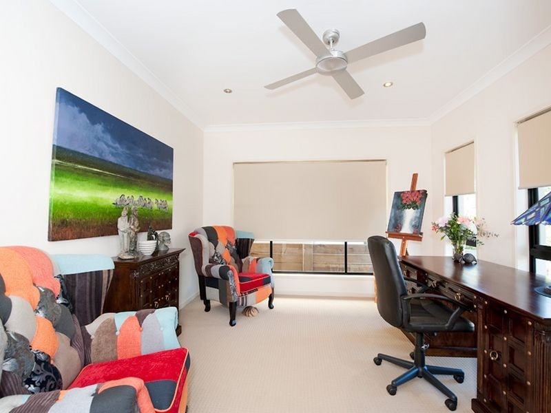 12 Planigale Crescent, North Lakes QLD 4509