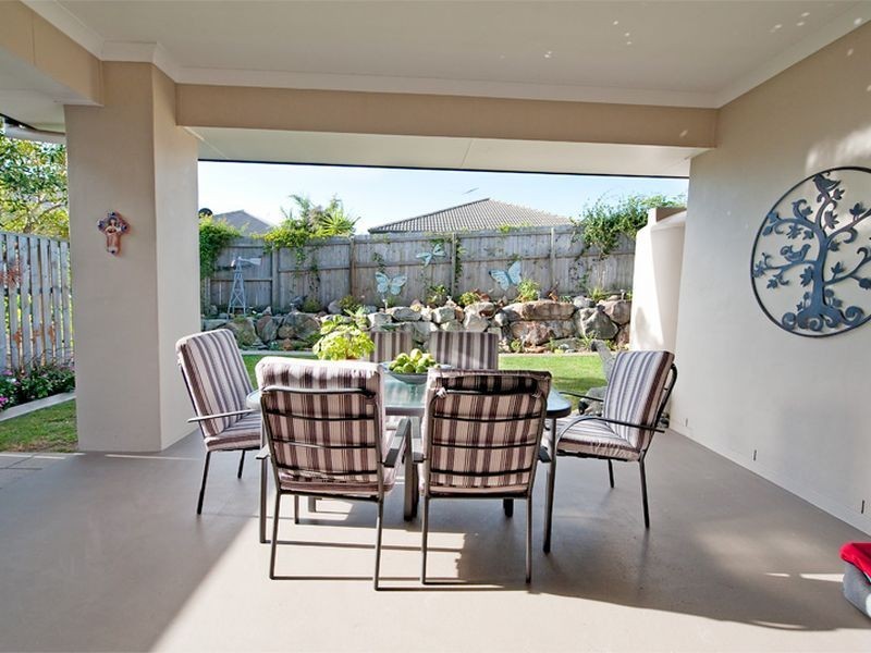 12 Planigale Crescent, North Lakes QLD 4509