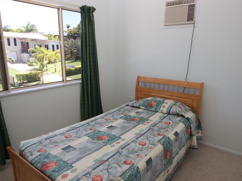 7 Coleman Cresent, Pacific Heights QLD 4703