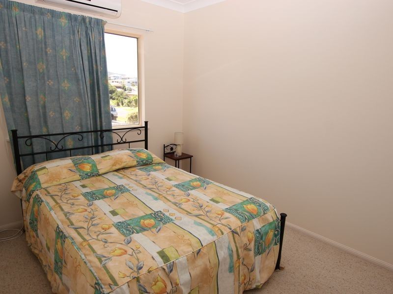 7 Coleman Cresent, Pacific Heights QLD 4703