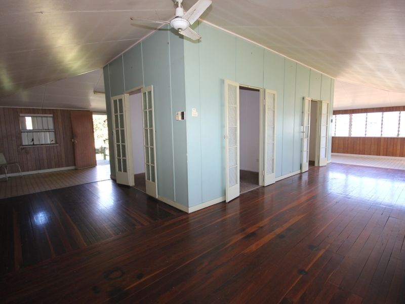 30 Roden Street, Keppel Sands QLD 4702