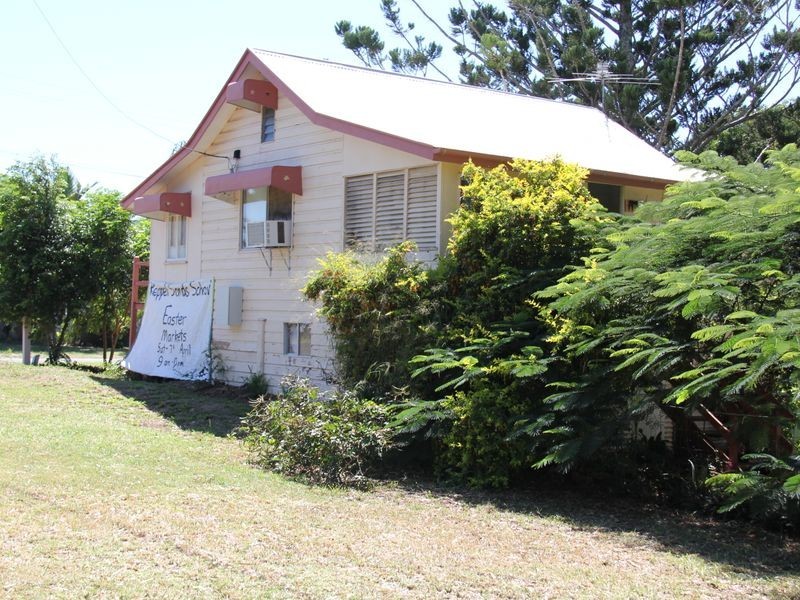 28 Roden Street, Keppel Sands QLD 4702