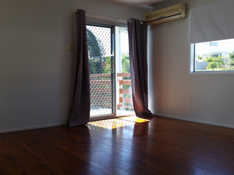 49 Matthew Flinders Drive, Cooee Bay QLD 4703