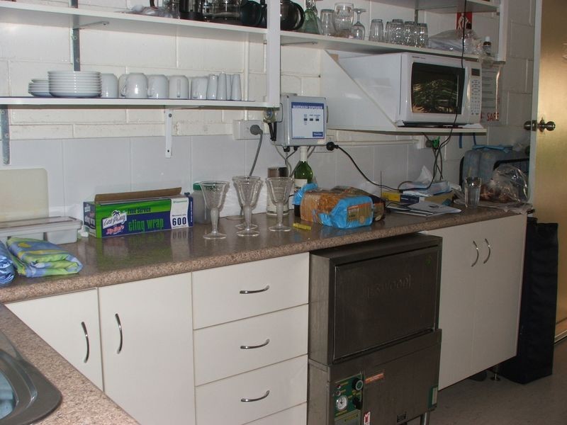 Sail Inn, Yeppoon QLD 4703