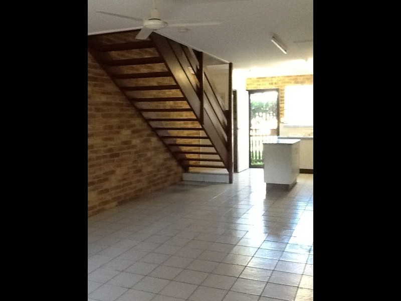 5/6 Taranganba Road, Taranganba QLD 4703