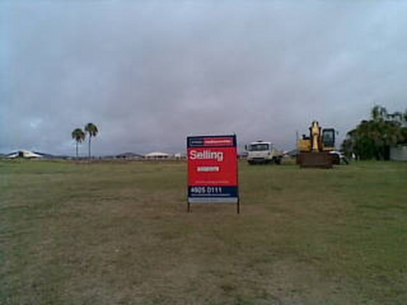 90 Monaco Drive, Zilzie QLD 4710
