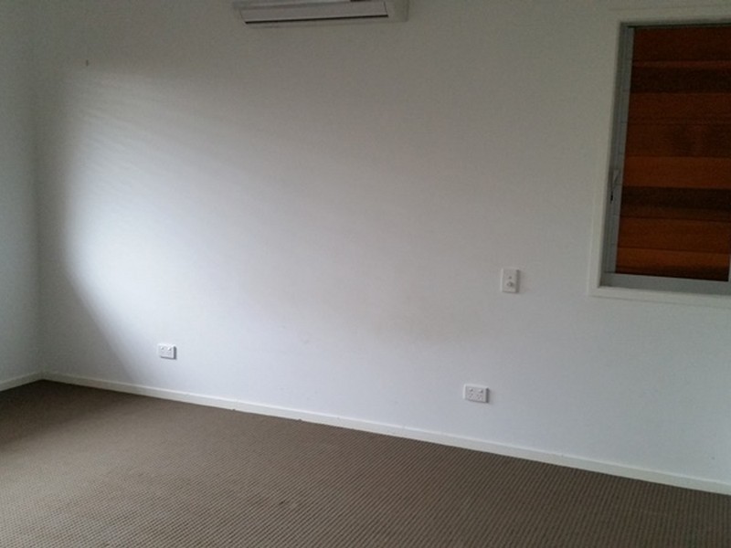 42 Pandanus Drive, Cooee Bay QLD 4703