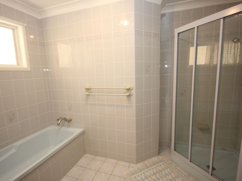 30 Greer Street, Meikleville Hill QLD 4703