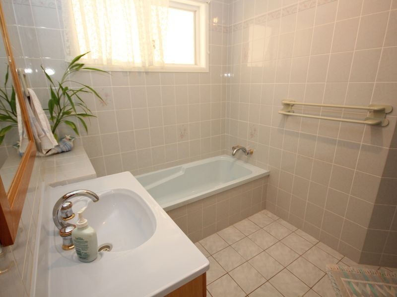 30 Greer Street, Meikleville Hill QLD 4703