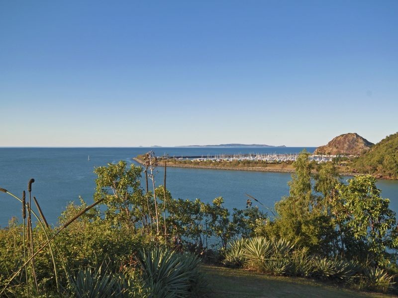 21 Prospect Street, Rosslyn QLD 4703
