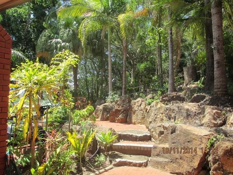 4/33 Scenic Highway, Cooee Bay QLD 4703