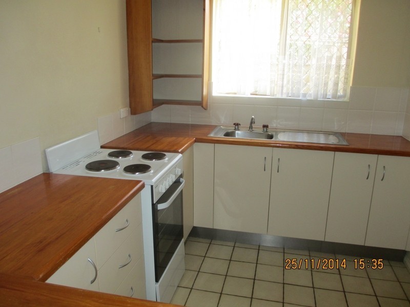 4/33 Scenic Highway, Cooee Bay QLD 4703