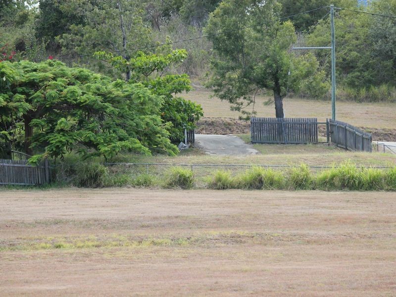 16 Clements Street, Emu Park QLD 4710