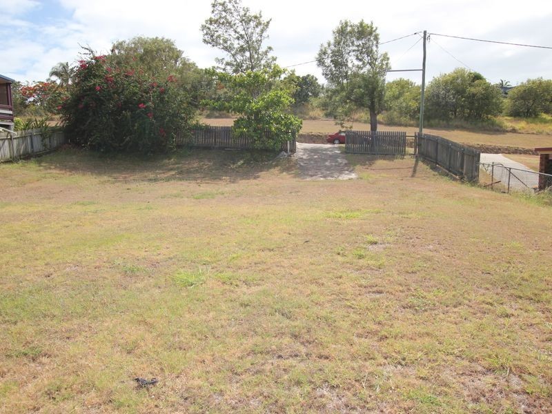 16 Clements Street, Emu Park QLD 4710