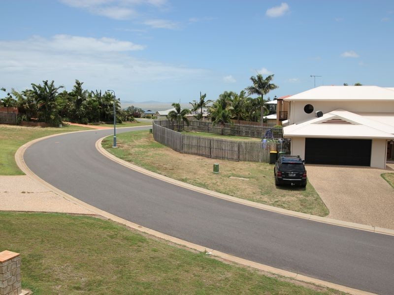 28 Armstrong Road, Pacific Heights QLD 4703