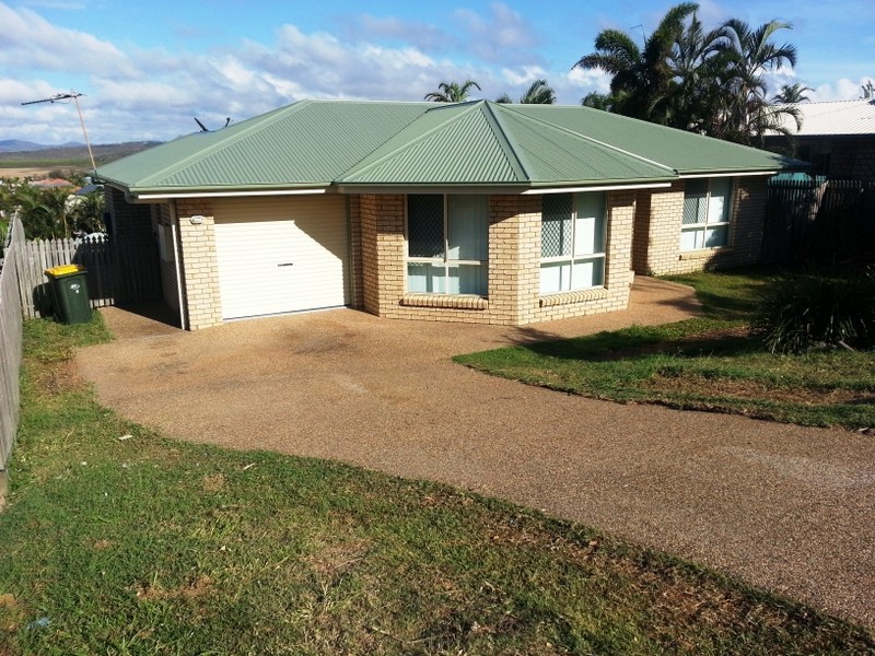 34 Larnach Street, Emu Park QLD 4710
