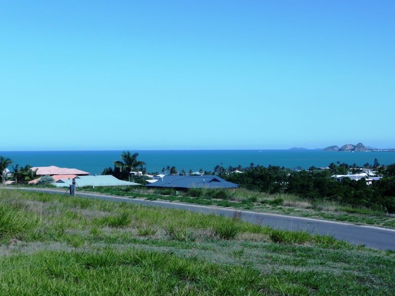 41 Olympia Avenue, Pacific Heights QLD 4703