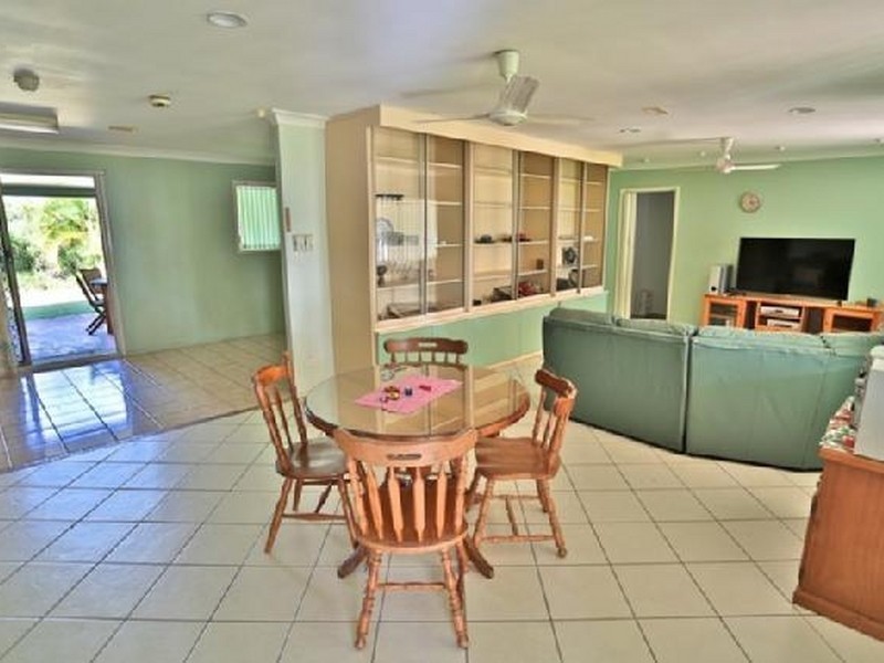 27 Ware Avenue, Causeway Lake QLD 4703