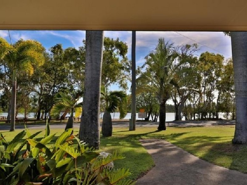 27 Ware Avenue, Causeway Lake QLD 4703