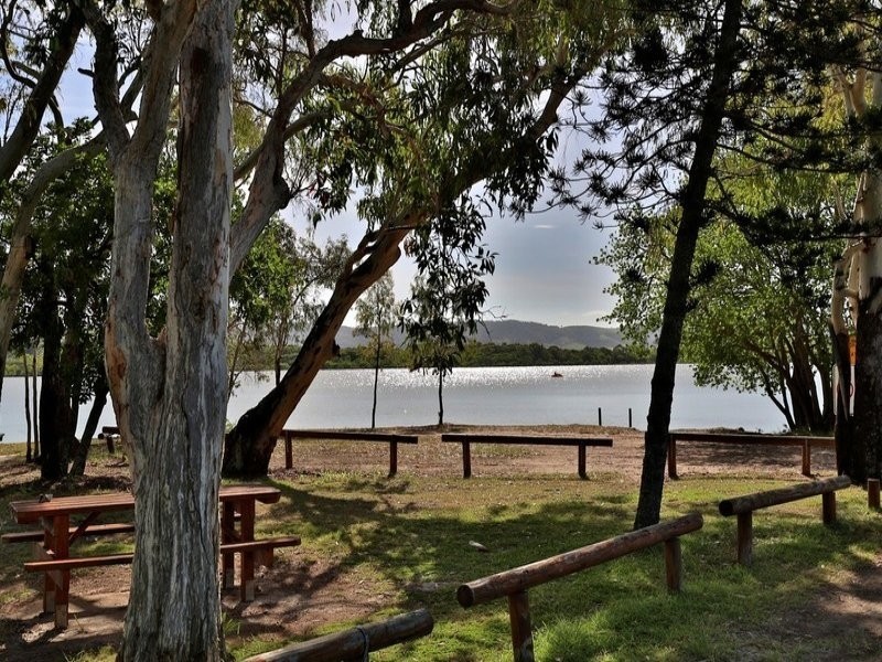 27 Ware Avenue, Causeway Lake QLD 4703
