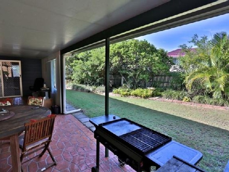 27 Ware Avenue, Causeway Lake QLD 4703