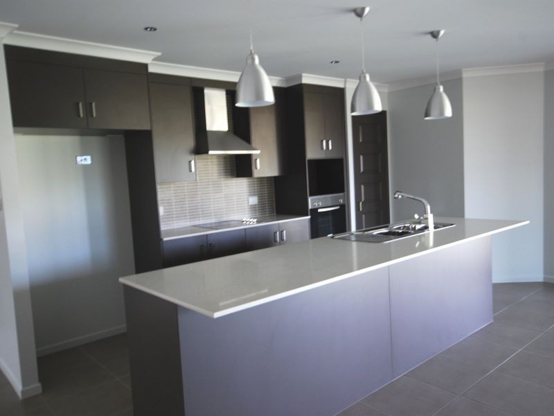 54 Lakeview Circuit, Mulambin QLD 4703