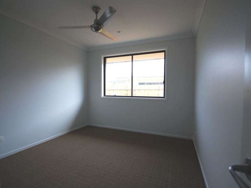 54 Lakeview Circuit, Mulambin QLD 4703