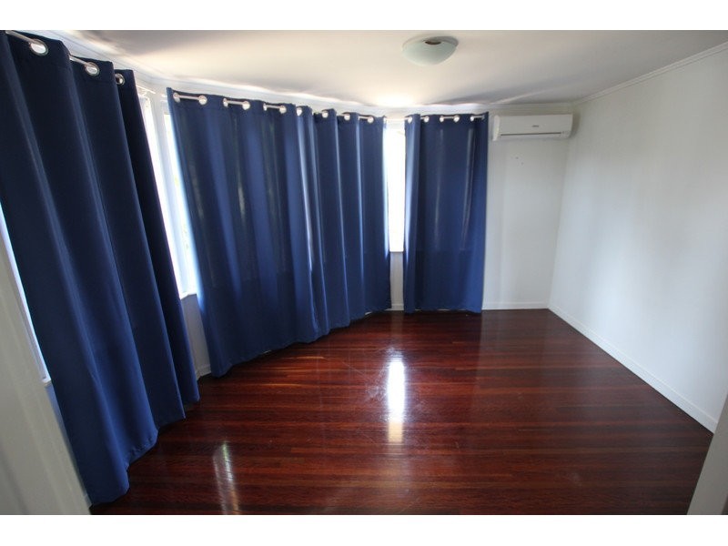 11 Barnes Street, Barlows Hill QLD 4703