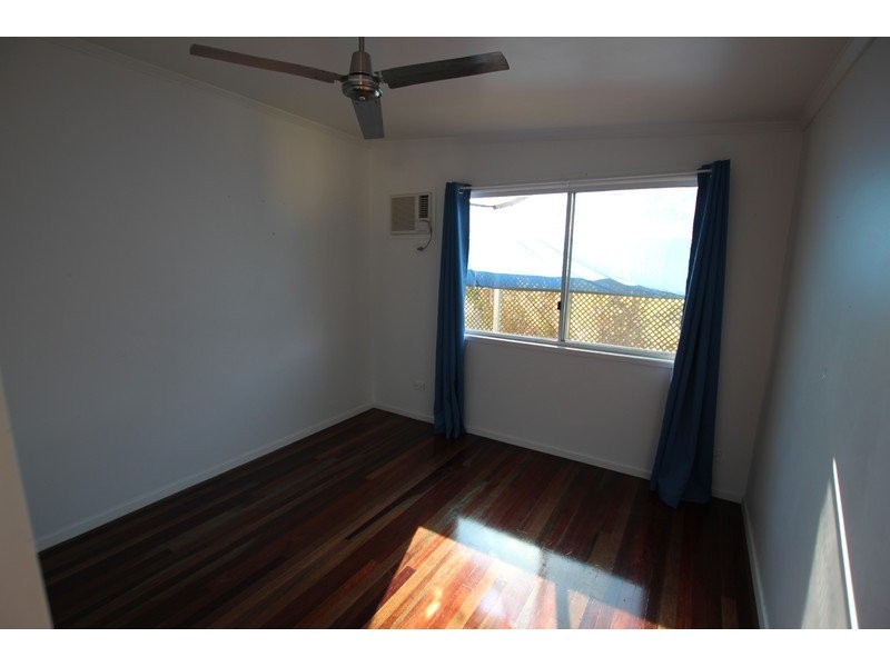 11 Barnes Street, Barlows Hill QLD 4703