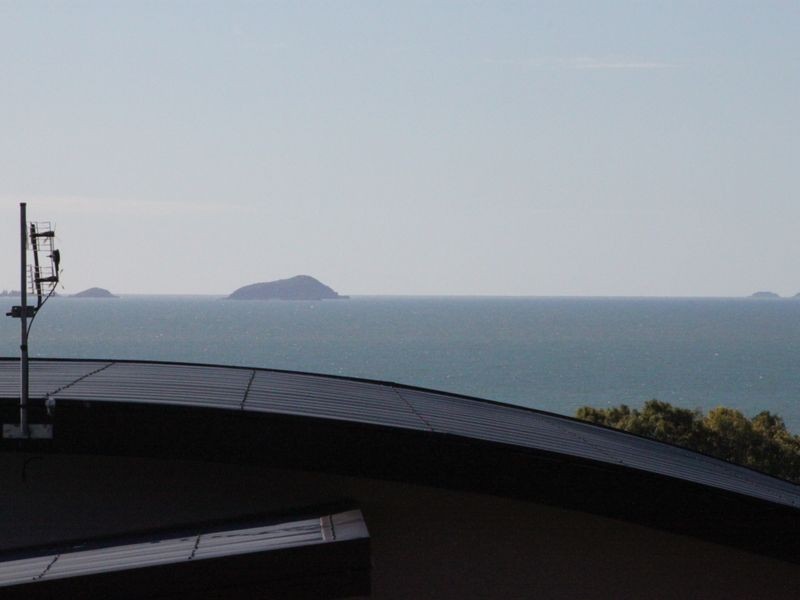 8 Solomon Court, Pacific Heights QLD 4703