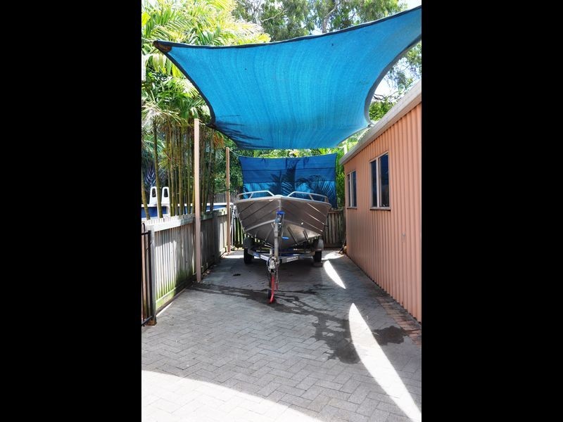 16 Olympia Avenue, Barlows Hill QLD 4703