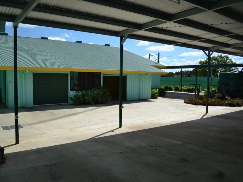 12 Wey Street, Blackwater QLD 4717