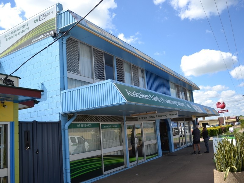 26-34 Railway Street, Blackwater QLD 4717