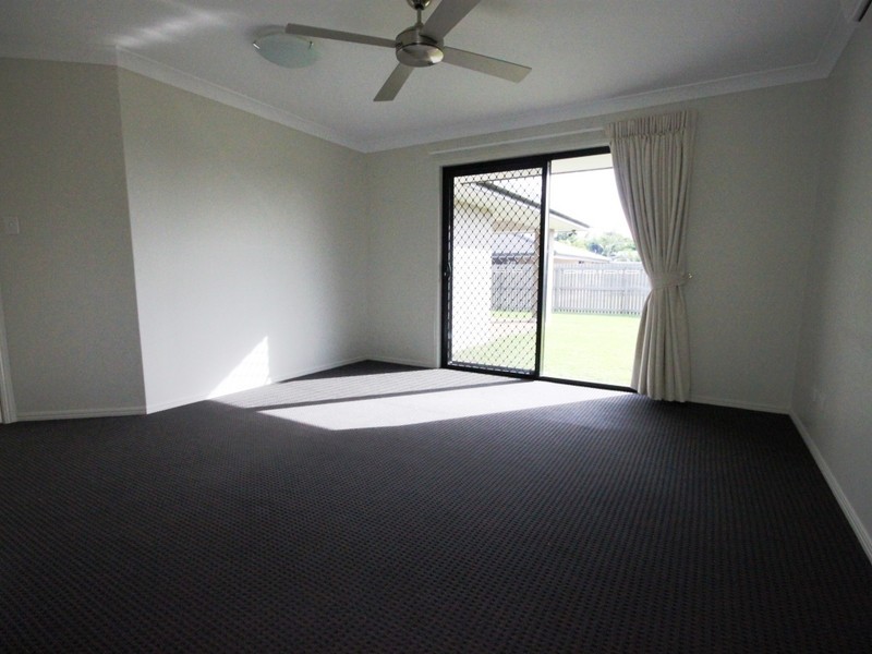 15 SandCastle Drive, Mulambin QLD 4703