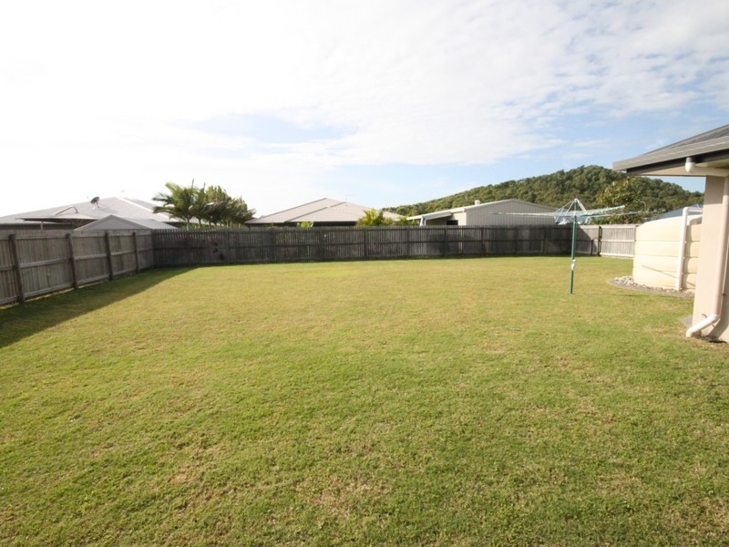 15 SandCastle Drive, Mulambin QLD 4703