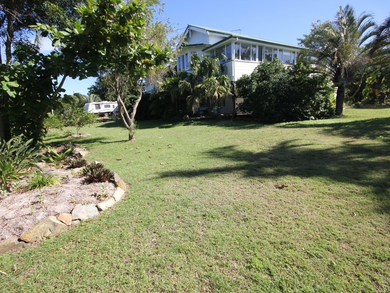 11 Oak Street, Emu Park QLD 4710