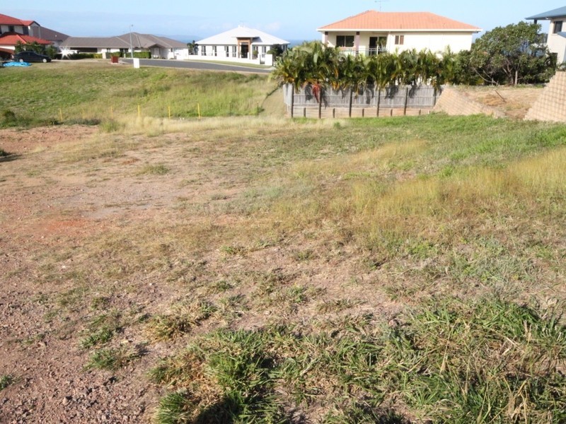 20 Mana Avenue, Pacific Heights QLD 4703