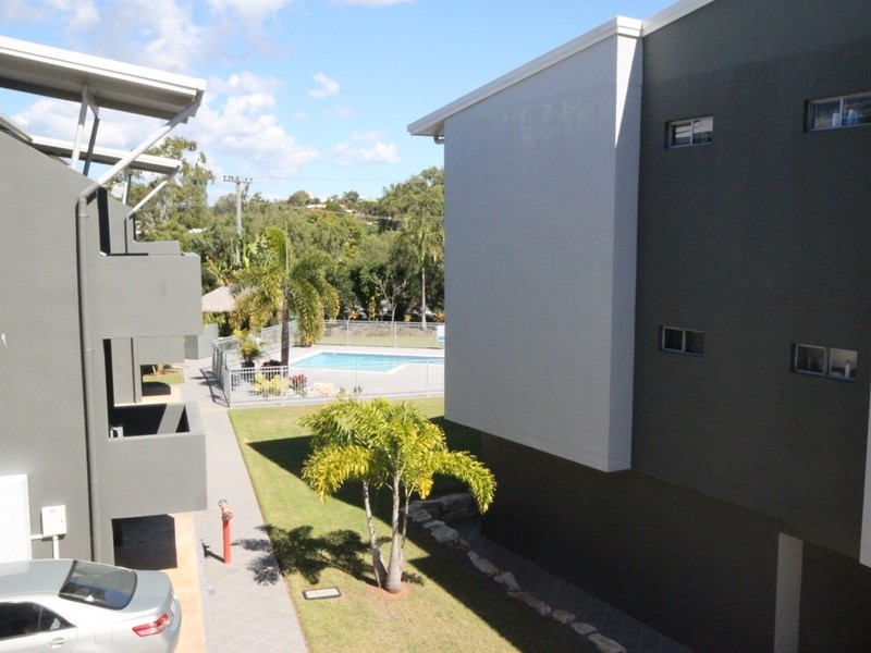 11/39 to 43 Scenic Highway, Cooee Bay QLD 4703