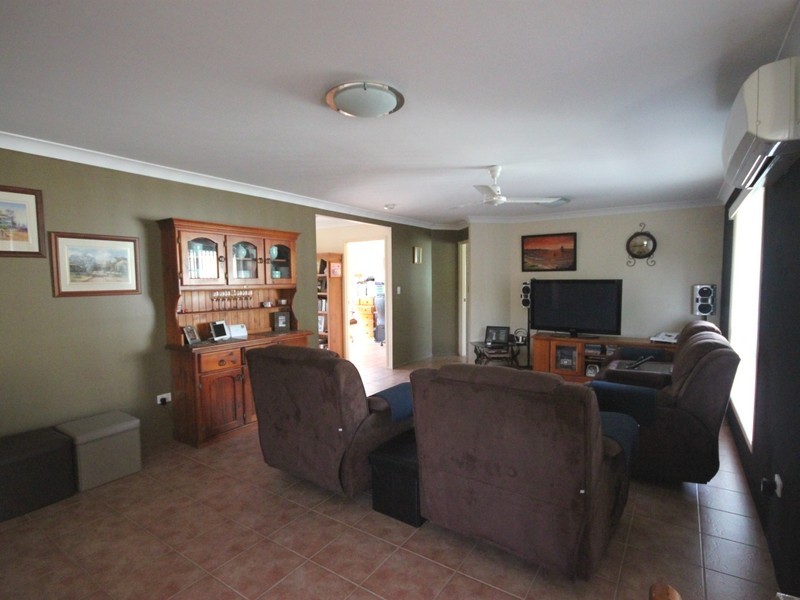 8 Nicole Close, Taroomball QLD 4703