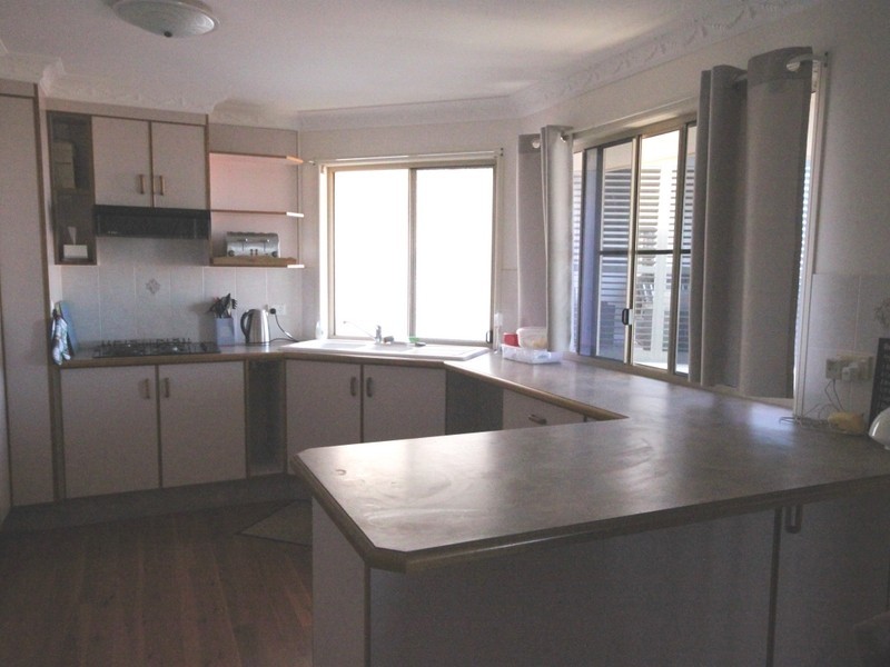 5 Crayke Court, Pacific Heights QLD 4703