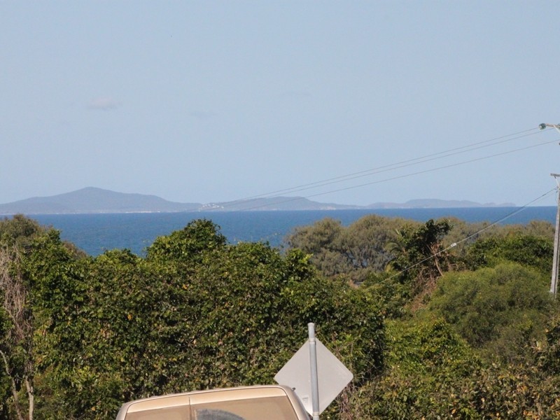 5 Crayke Court, Pacific Heights QLD 4703