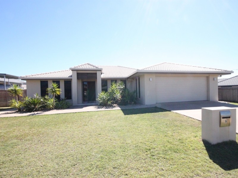 8 Nautilus Street, Taroomball QLD 4703