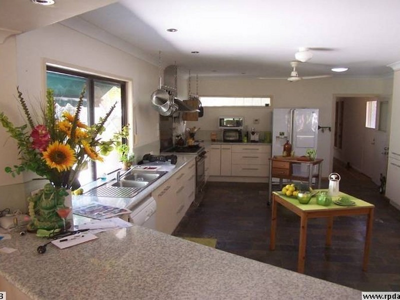 186 Stones Road, Woodbury QLD 4703