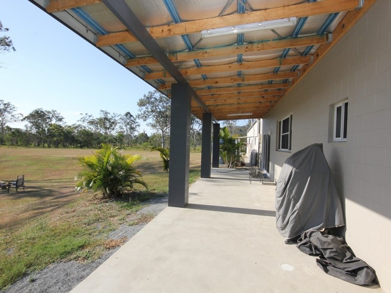 20 Racecourse Road, Barmaryee QLD 4703