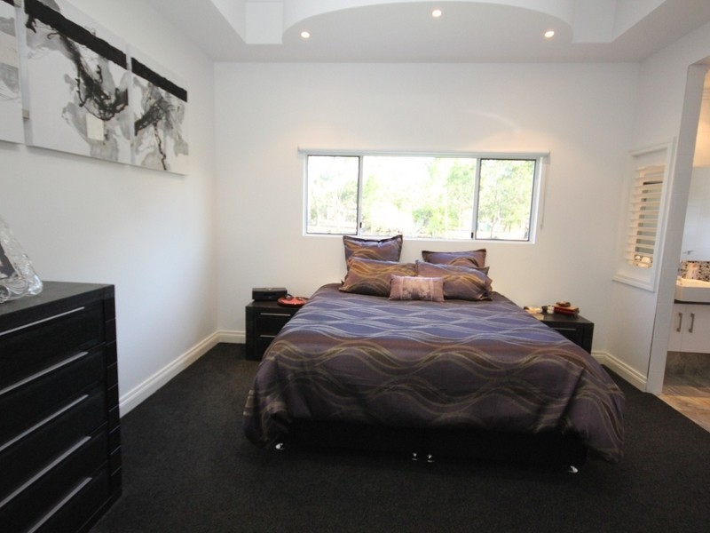 20 Racecourse Road, Barmaryee QLD 4703